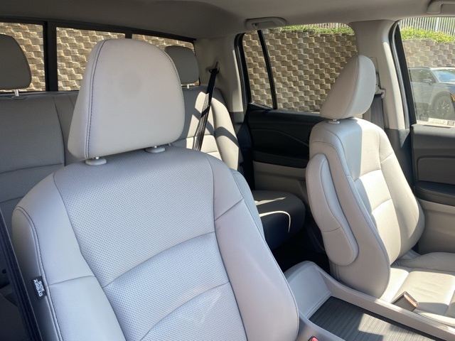 used 2023 Honda Ridgeline car, priced at $35,565