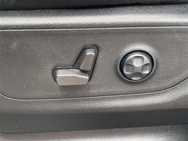 used 2021 Ram 1500 car, priced at $28,988