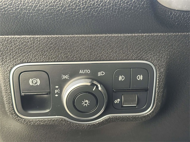 used 2021 Mercedes-Benz GLB car, priced at $29,991