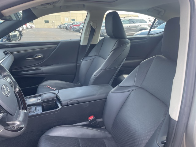 used 2021 Lexus ES car, priced at $30,640