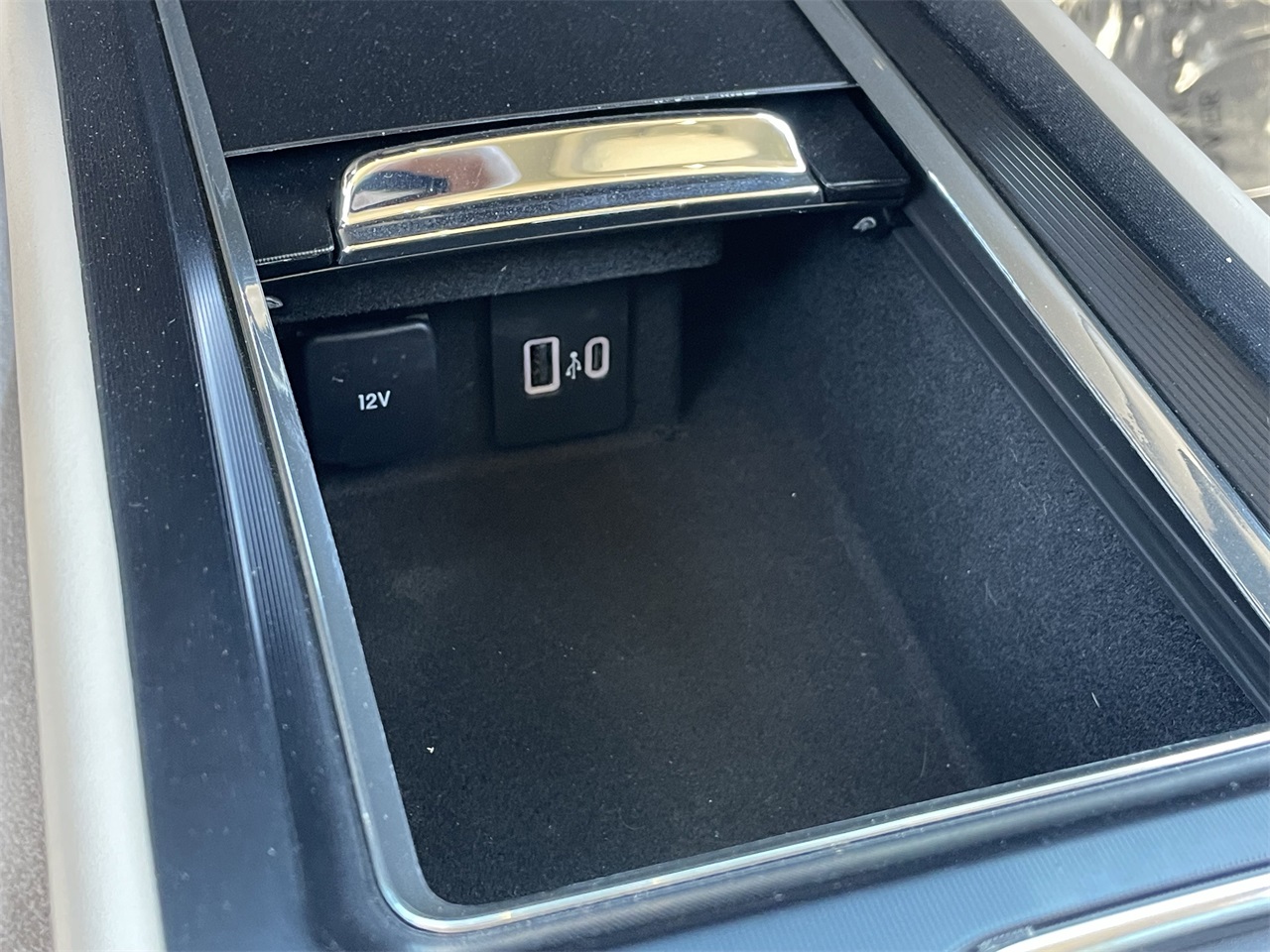 used 2024 Lincoln Corsair car, priced at $45,029