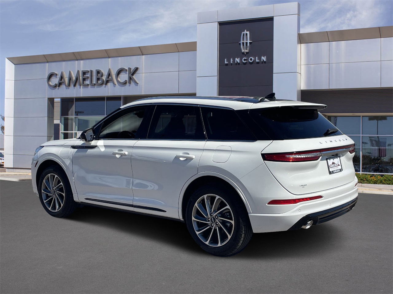 used 2024 Lincoln Corsair car, priced at $45,029