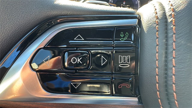 new 2025 Jeep Grand Cherokee car, priced at $57,936