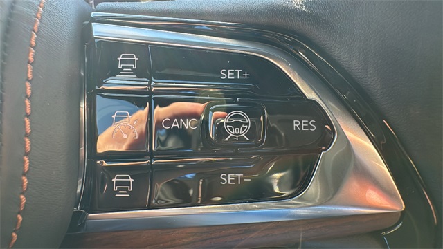 new 2025 Jeep Grand Cherokee car, priced at $57,936
