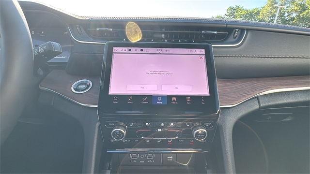 new 2025 Jeep Grand Cherokee car, priced at $57,936