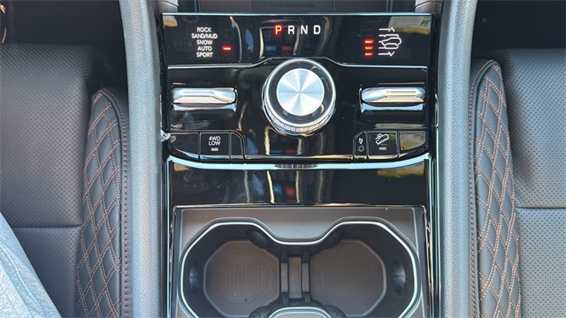 new 2025 Jeep Grand Cherokee car, priced at $57,936