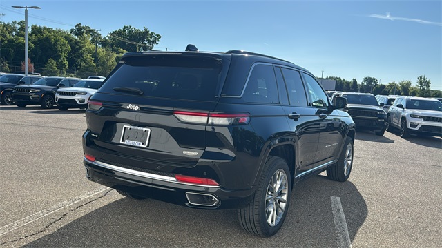new 2025 Jeep Grand Cherokee car, priced at $57,936