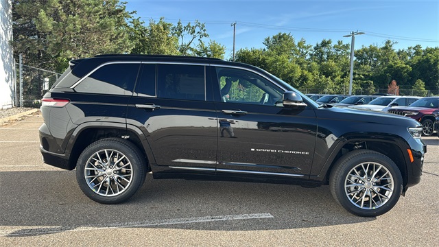 new 2025 Jeep Grand Cherokee car, priced at $57,936