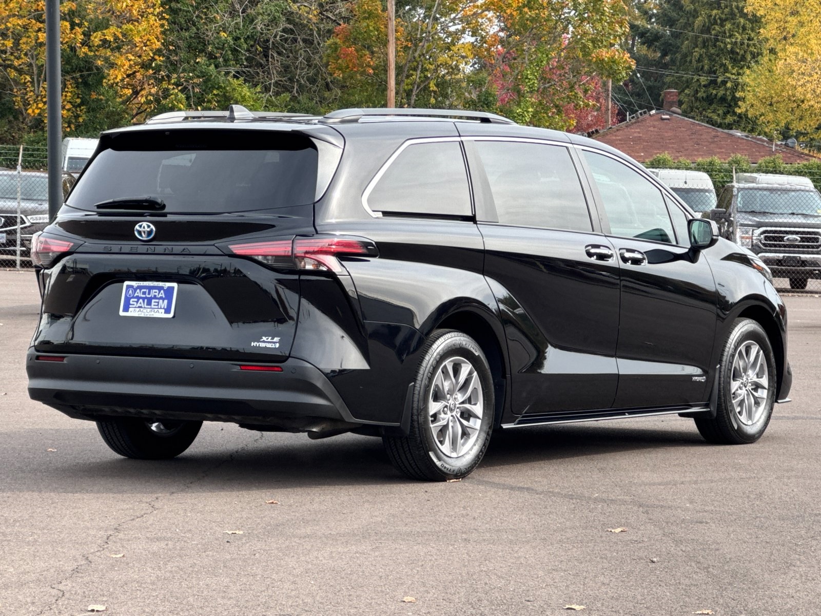 used 2021 Toyota Sienna car, priced at $39,498