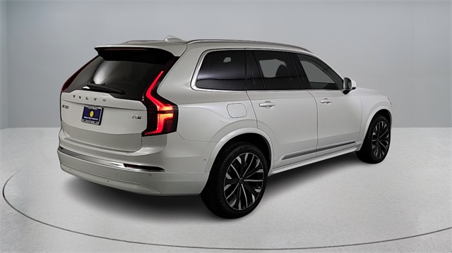 new 2026 Volvo XC90 Plug-In Hybrid car, priced at $85,625