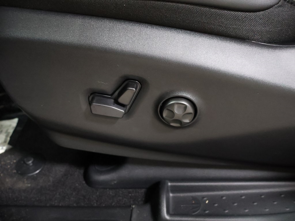 new 2025 Chrysler Pacifica car, priced at $57,379