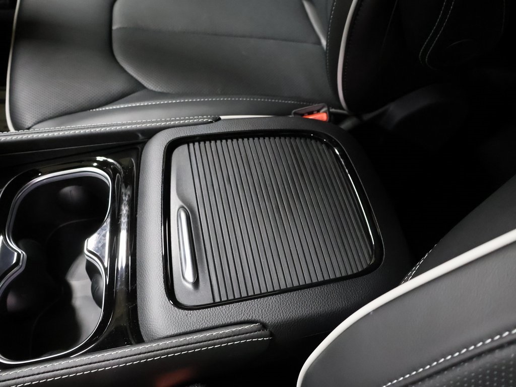 new 2025 Chrysler Pacifica car, priced at $57,379