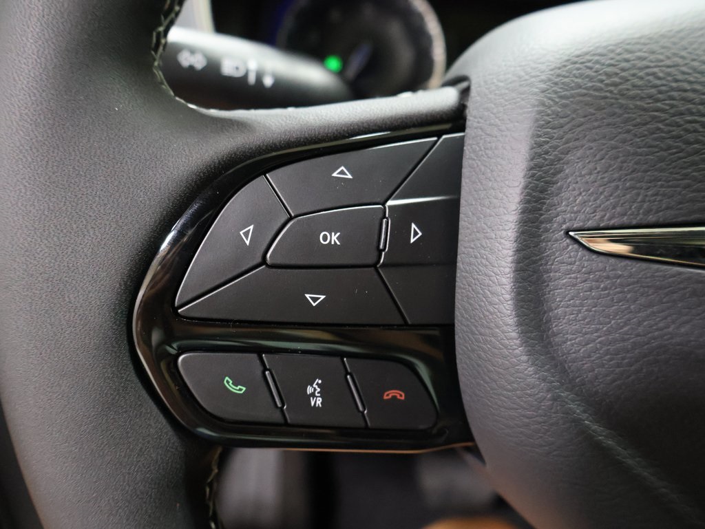new 2025 Chrysler Pacifica car, priced at $57,379
