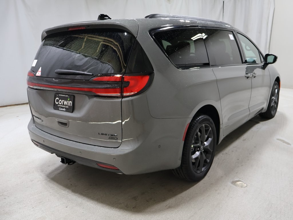 new 2025 Chrysler Pacifica car, priced at $57,379