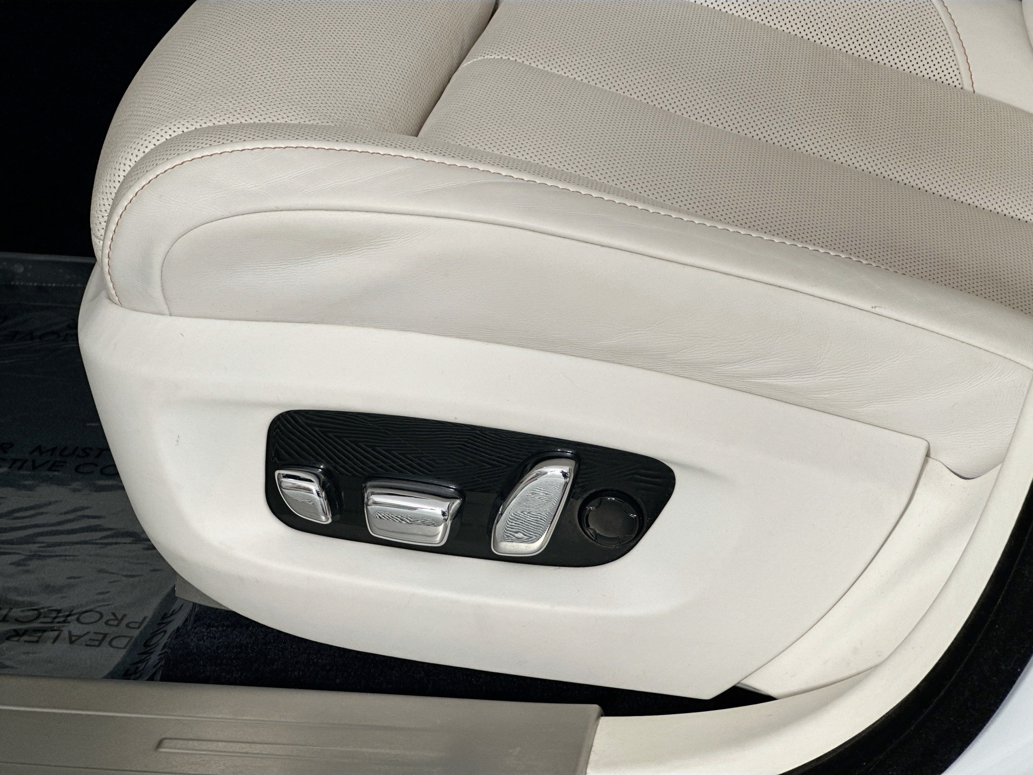 used 2022 Rolls-Royce Ghost car, priced at $269,998