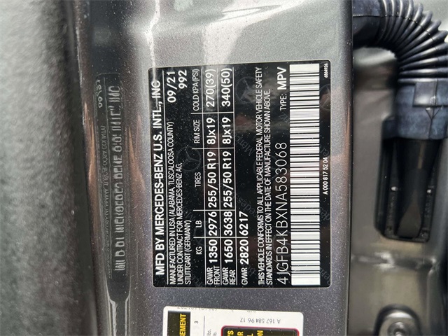 used 2022 Mercedes-Benz GLE car, priced at $49,991