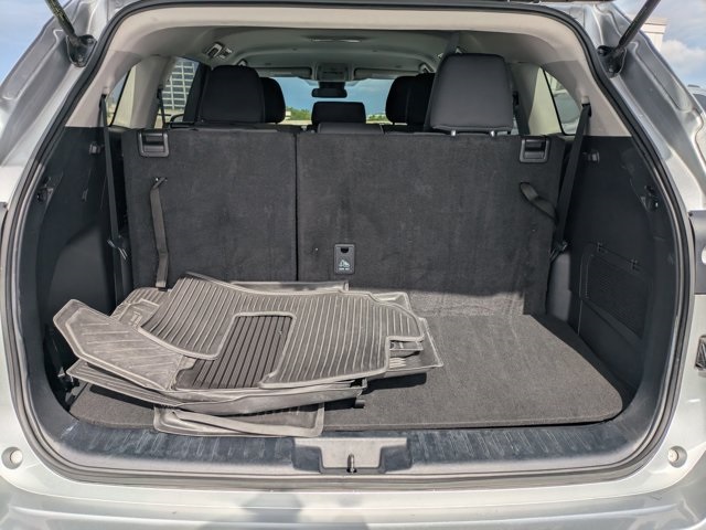 used 2023 Toyota Highlander car, priced at $30,004