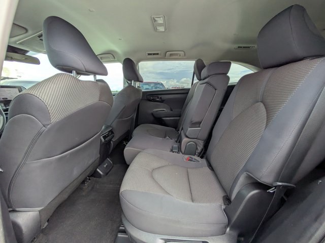 used 2023 Toyota Highlander car, priced at $30,004