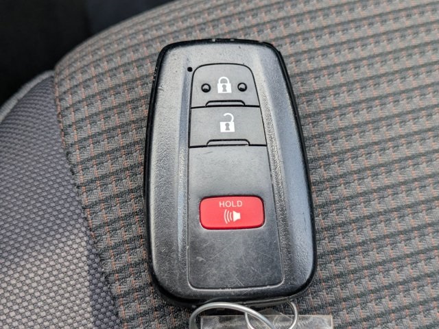 used 2023 Toyota Highlander car, priced at $30,004
