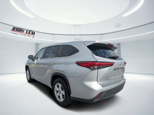 used 2023 Toyota Highlander car, priced at $30,004