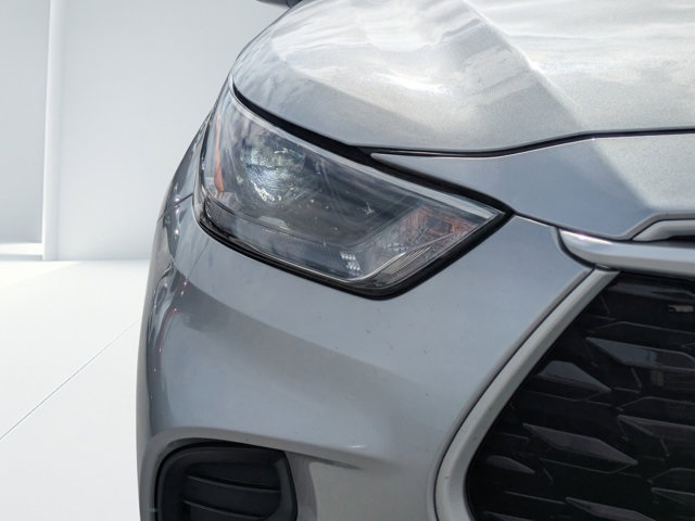 used 2023 Toyota Highlander car, priced at $30,004
