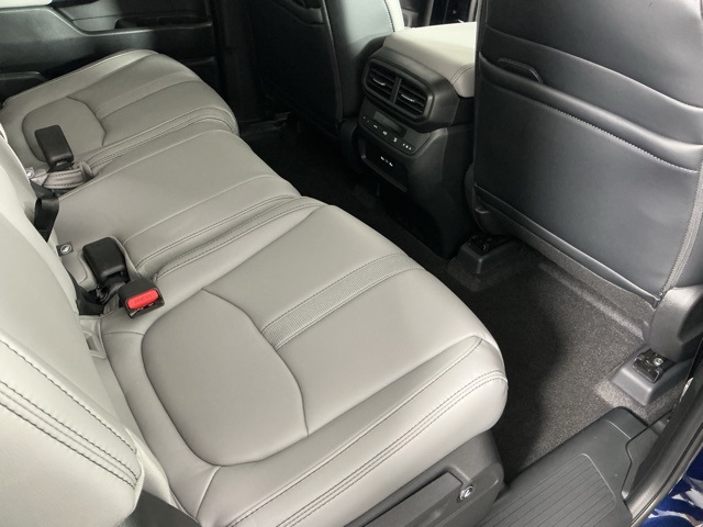 new 2025 Honda Pilot car, priced at $47,825