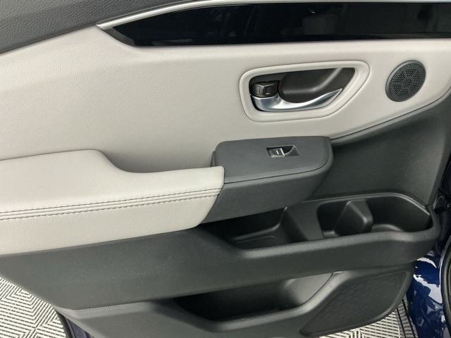 new 2025 Honda Pilot car, priced at $47,825