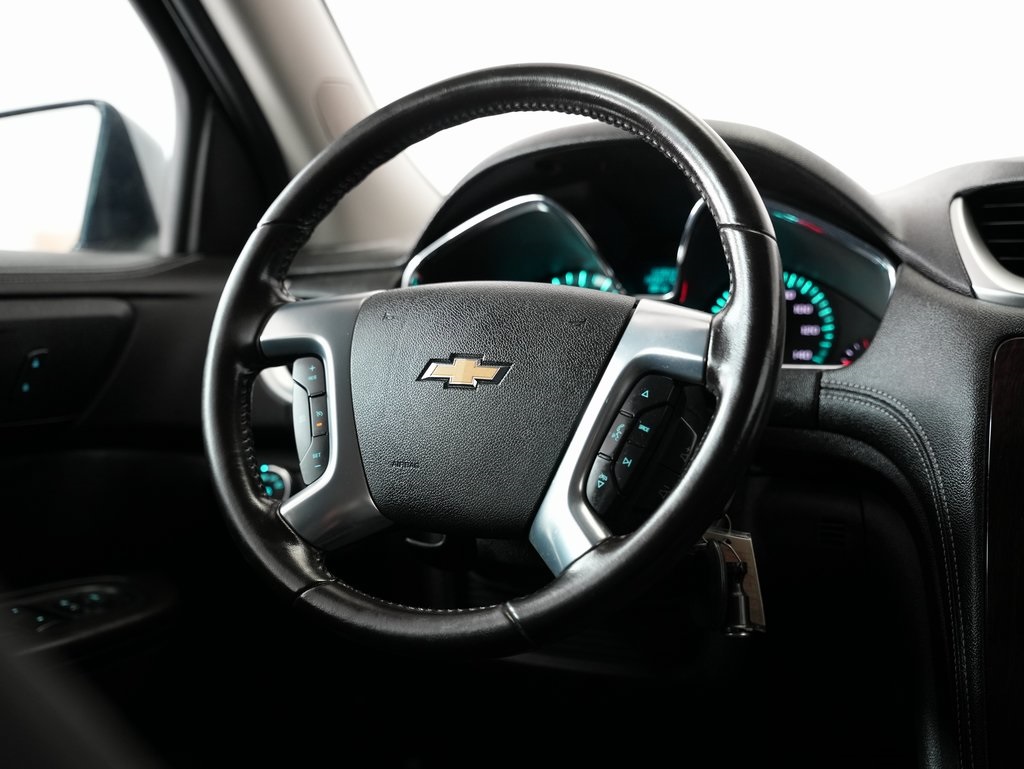 used 2017 Chevrolet Traverse car, priced at $11,450