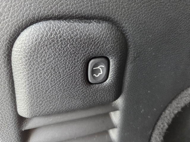 used 2018 Jeep Grand Cherokee car, priced at $17,977