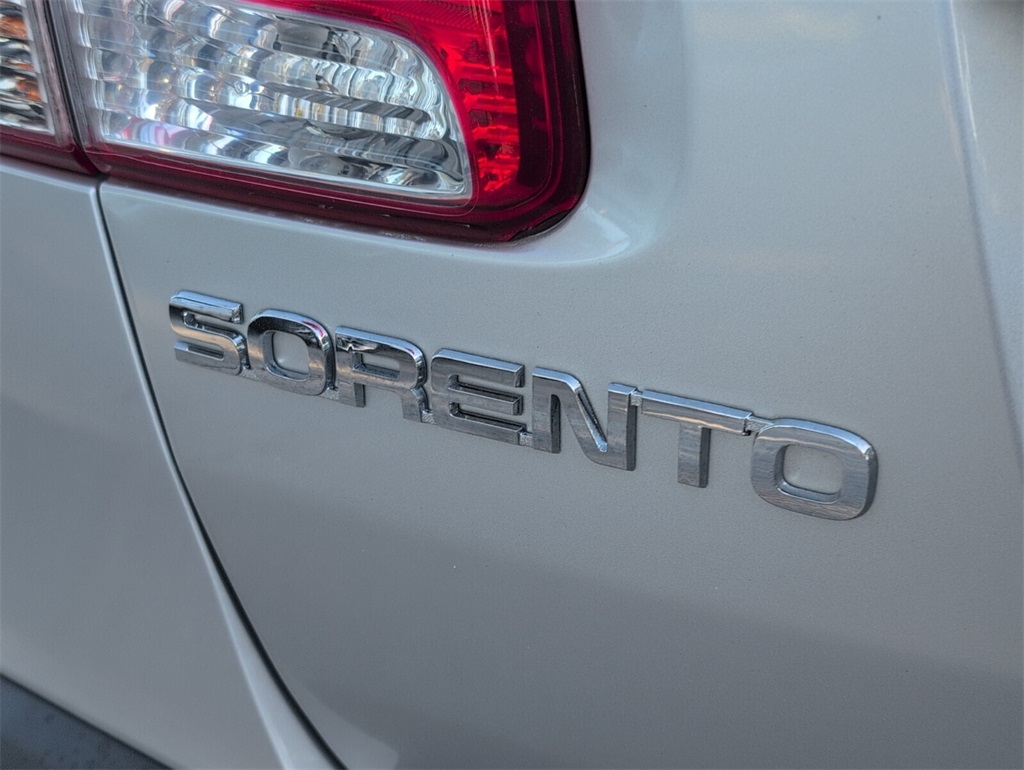 used 2013 Kia Sorento car, priced at $10,000