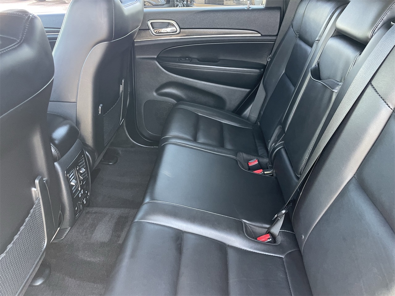 used 2018 Jeep Grand Cherokee car, priced at $18,994