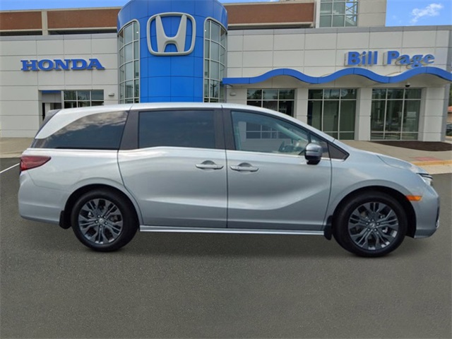 new 2026 Honda Odyssey car, priced at $47,495