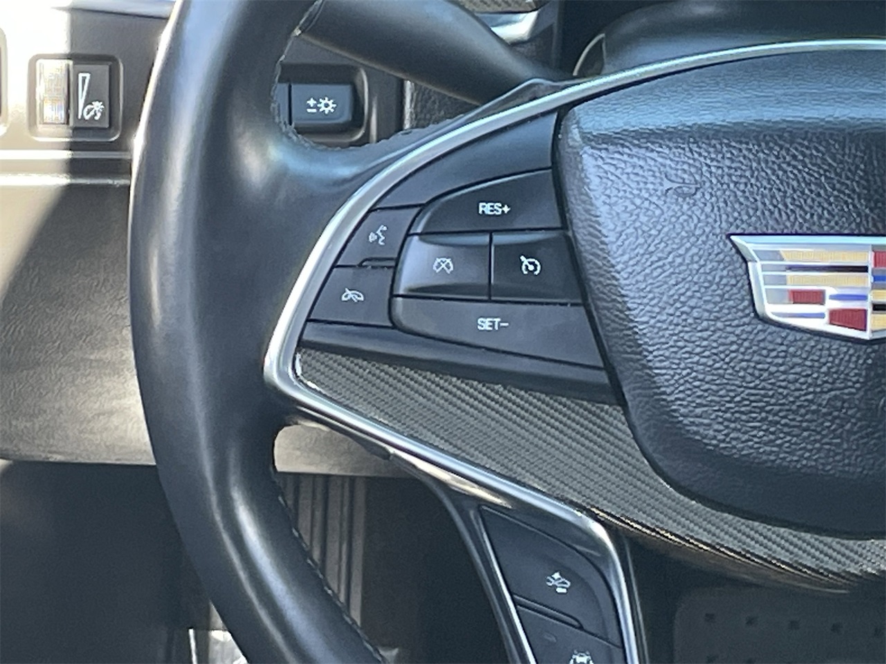 used 2017 Cadillac XT5 car, priced at $17,800