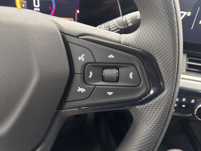 new 2025 Chevrolet Trax car, priced at $23,595