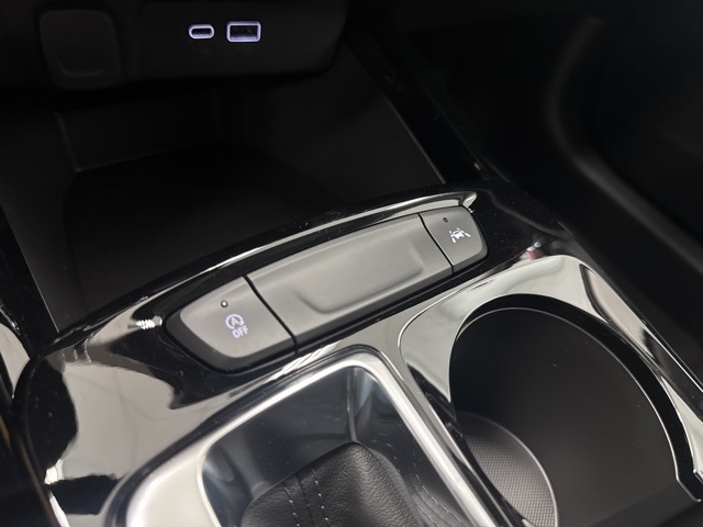 new 2025 Chevrolet Trax car, priced at $23,595