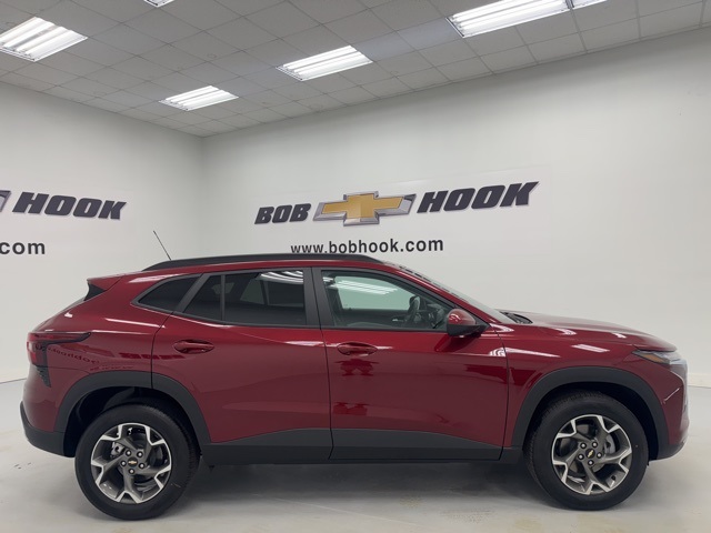 new 2025 Chevrolet Trax car, priced at $23,595