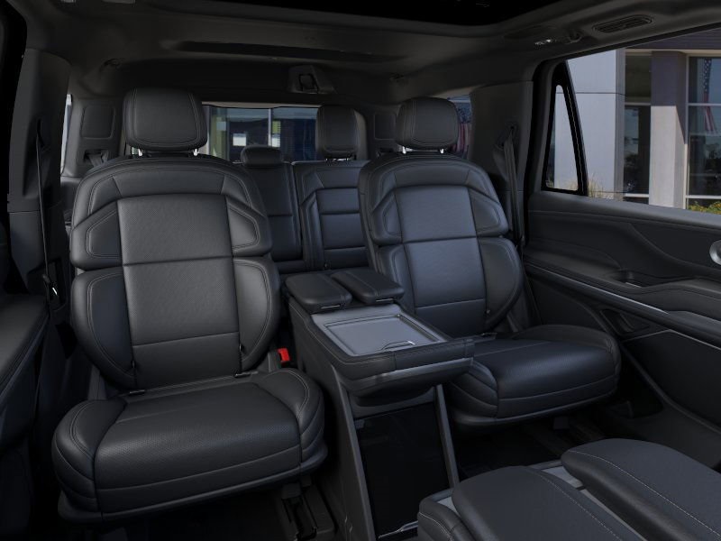 new 2025 Lincoln Navigator car, priced at $108,310