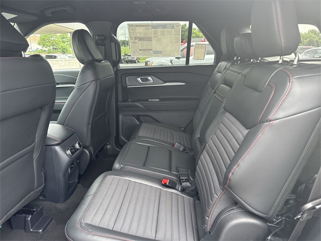 new 2025 Ford Explorer car, priced at $49,670