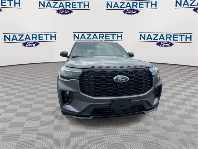 new 2025 Ford Explorer car, priced at $49,670