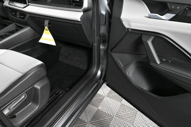 new 2026 Volkswagen Tiguan car, priced at $38,451