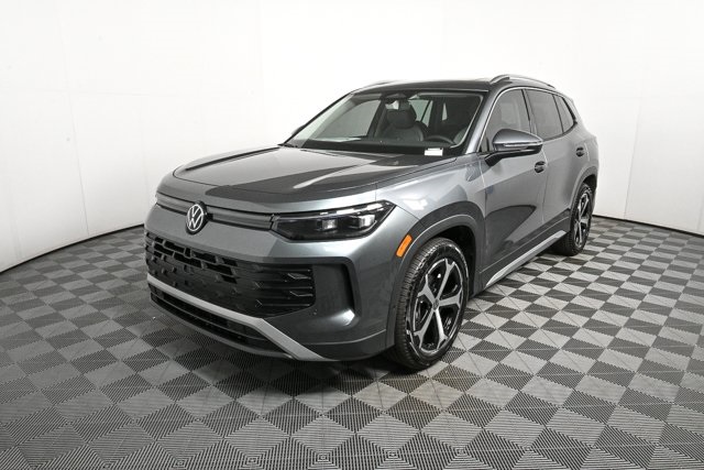 new 2026 Volkswagen Tiguan car, priced at $38,451