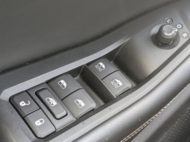 used 2023 Jeep Grand Cherokee L car, priced at $23,961