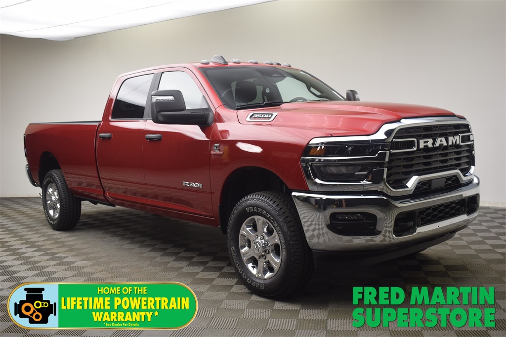 new 2025 Ram 3500 car, priced at $69,924