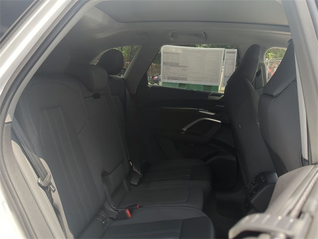 new 2025 Audi Q5 car, priced at $59,040