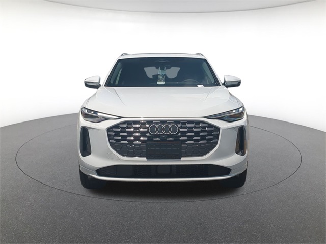 new 2025 Audi Q5 car, priced at $59,040