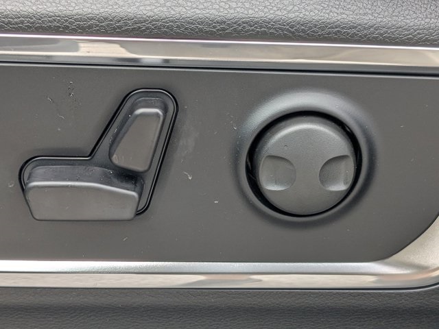 new 2025 Ram 1500 car, priced at $61,610