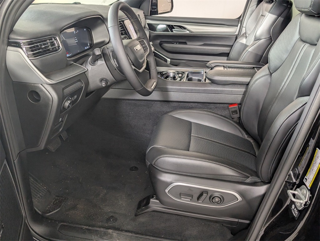 new 2025 Jeep Wagoneer car, priced at $66,580