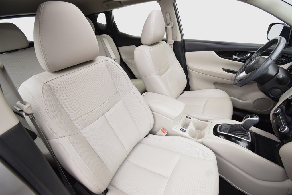 used 2018 Nissan Rogue Sport car, priced at $18,499