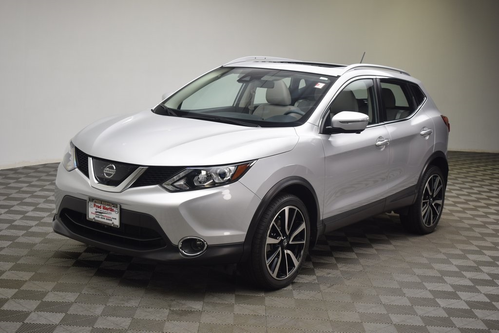 used 2018 Nissan Rogue Sport car, priced at $18,499