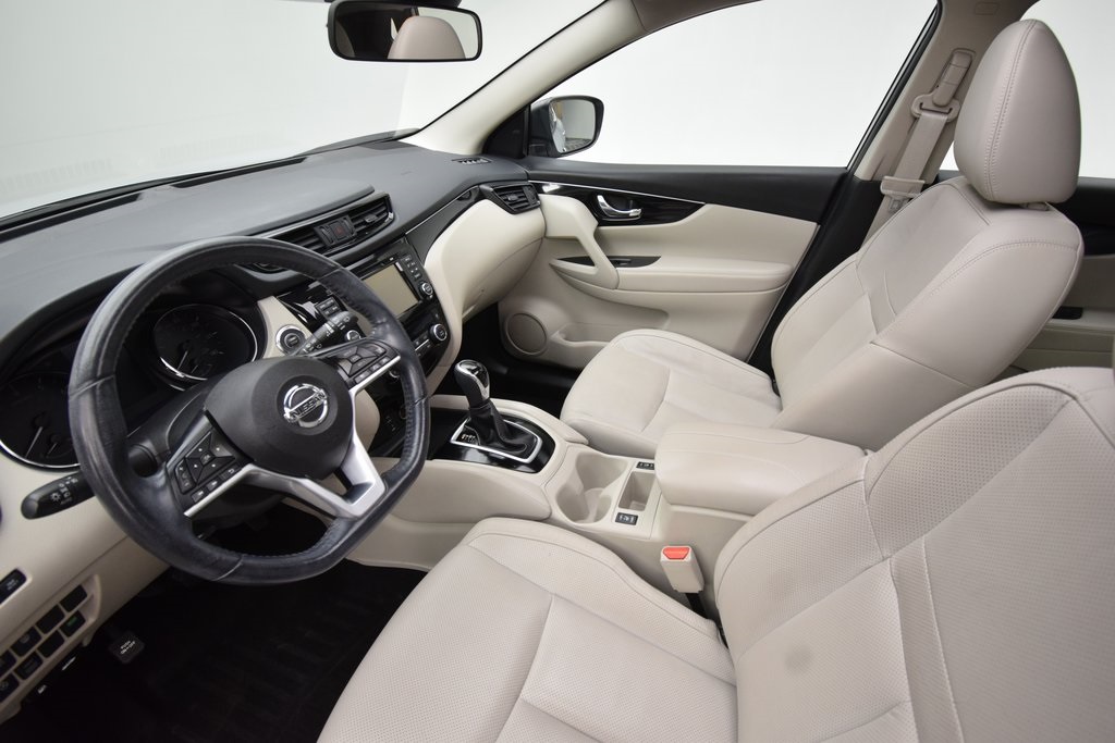 used 2018 Nissan Rogue Sport car, priced at $18,499